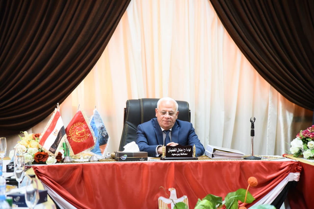 محافظ بورسعيد  يترأس اجتماع مجلس ادارة المنطقة الصناعية