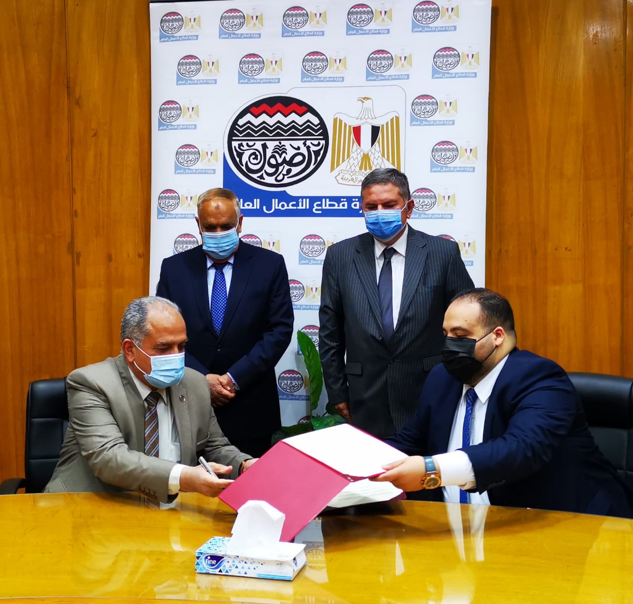 “توفيق” و”مرسي” و”التراس” يشهدون توقيع بروتوكولات تعاون في مجال توريد الأخشاب