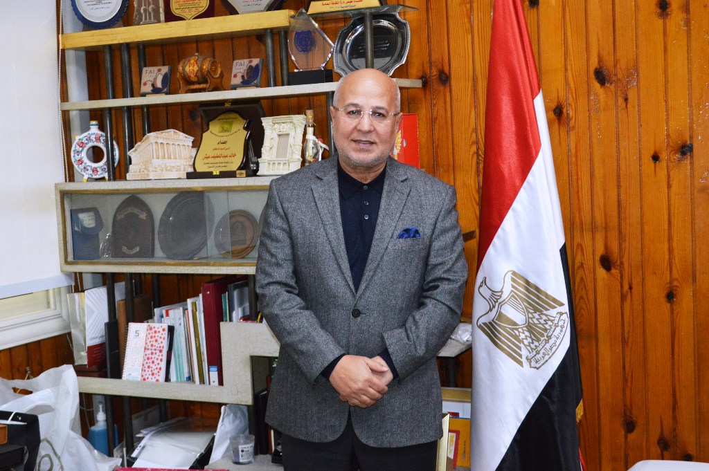 “خالد عيش” : قرار الرئيس بإلغاء حالة الطوارئ جاء بعد تخطي مصر التحديات ومواجهة المخاطر والمؤامرات التي تعرضت لها 
