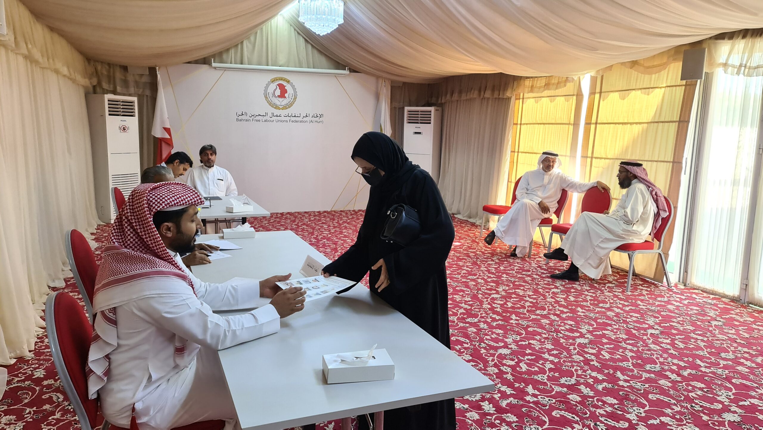 بدعم ومساندة الاتحاد الحر “نقابة التربويين البحرينية تنتخب مجلس إدارتها لدورة إنتخابية جديدة”    